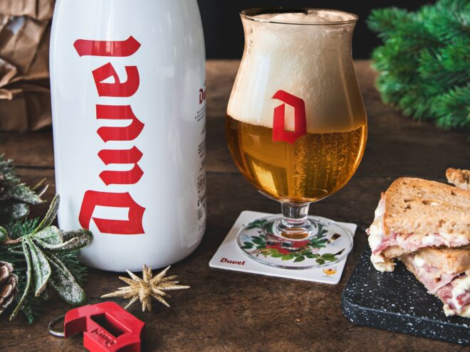 Duvel et grilled cheese apéritif au jambon truffé et crème de comté