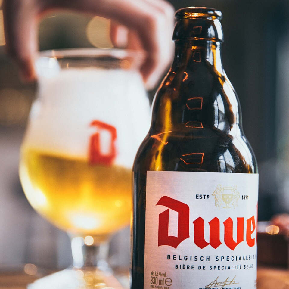 Drink a Belgian Golden Ale beer | Duvel